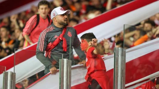 Cada sócio terá direito a levar um acompanhante gratuitamente