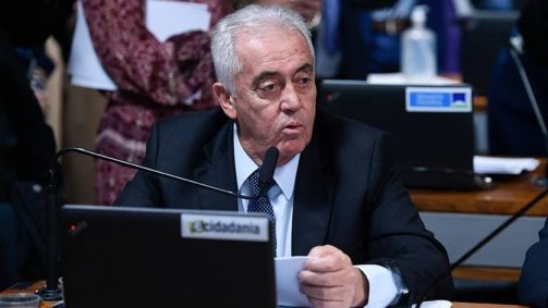 CAE aprovou mudança no voto de qualidade do Carf nesta quarta-feira (23); texto agora segue para o plenário