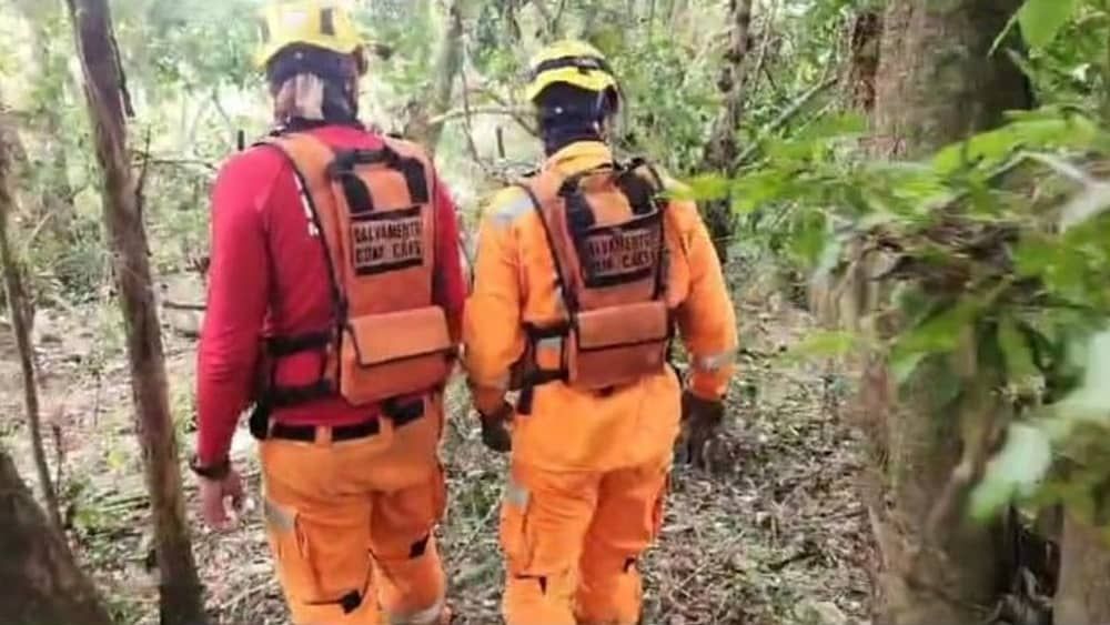 Bombeiros de Minas seguem nas buscas por desaparecidos no RS