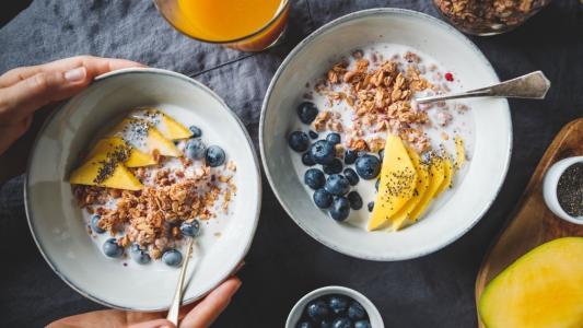 Café da manhã funcional: sete receitas para te ajudar a emagrecer com saúde