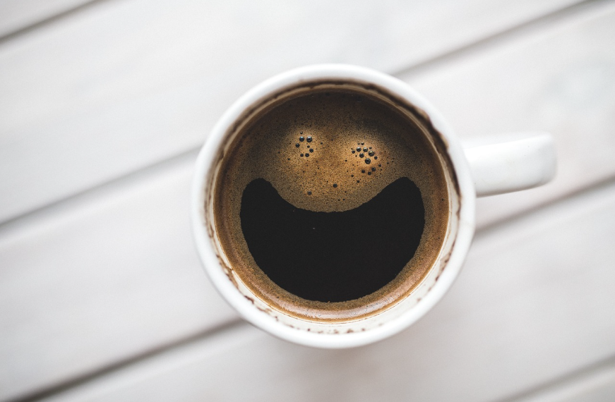Cientistas anunciam a criação de um café feito em laboratório; entenda