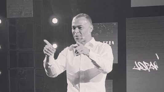 Cafu reconheceu dívidas, mas negou despejo de mansão