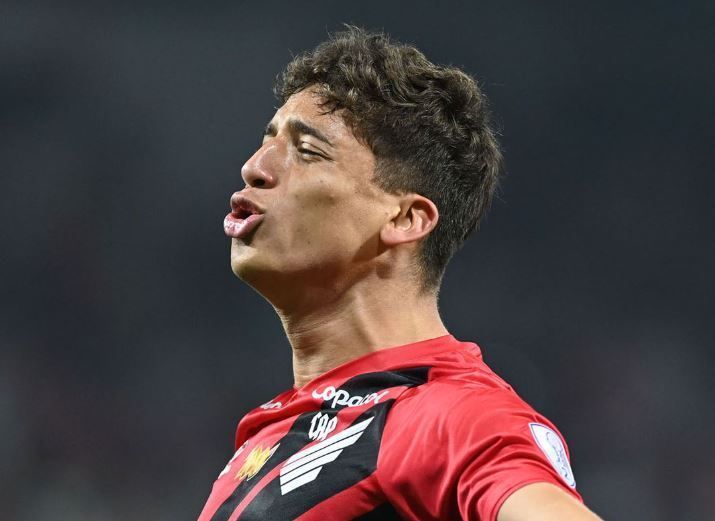 Athletico-PR vence Racing-ARG e abre vantagem em duelo pela Sul-Americana