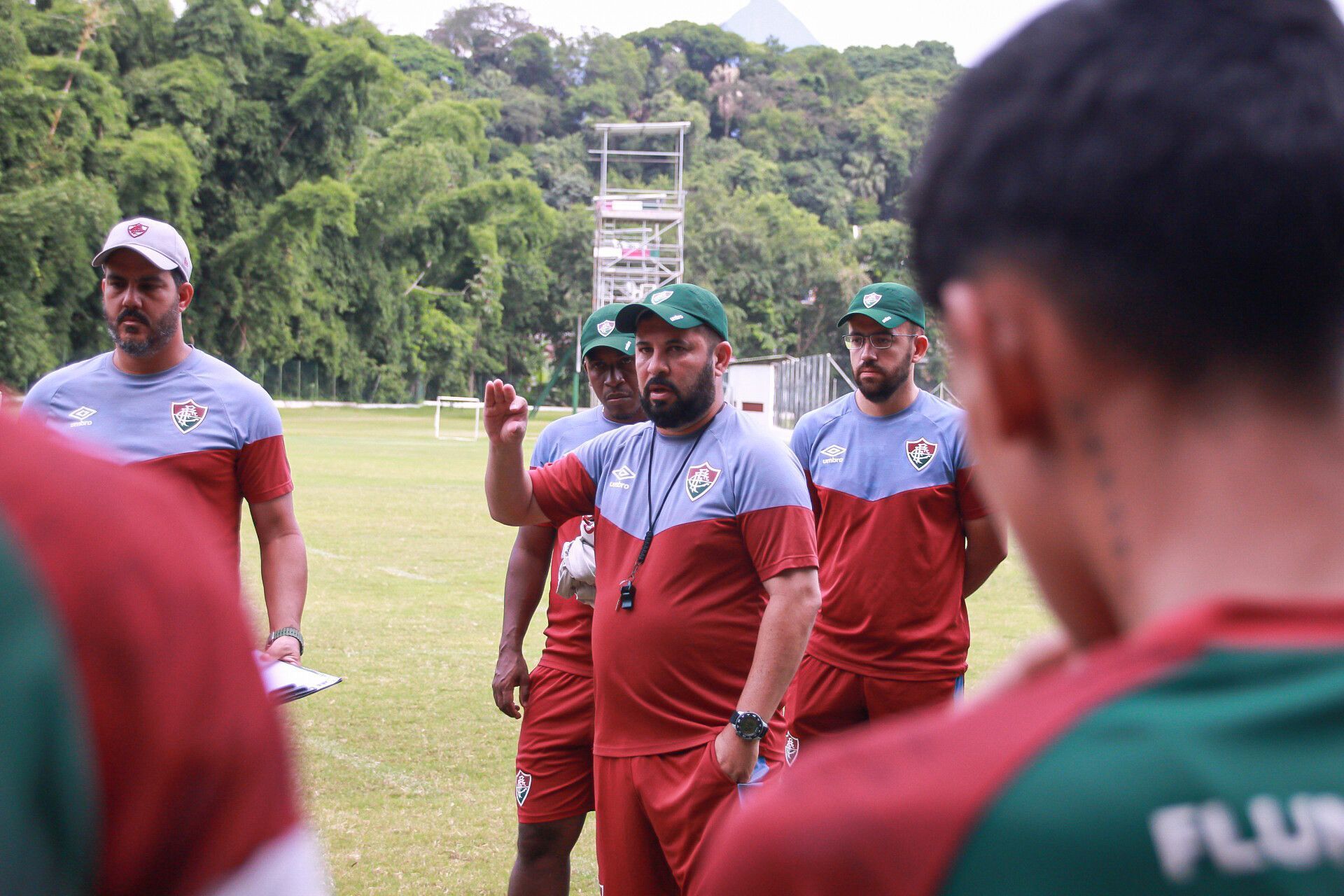 Caio Couto projeta estreia no comando do Sub-20 do Fluminense contra Colo-Colo