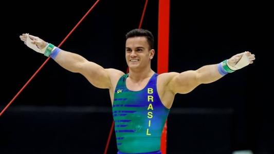 Caio Souza conquisou três medalhas da Copa do Mundo