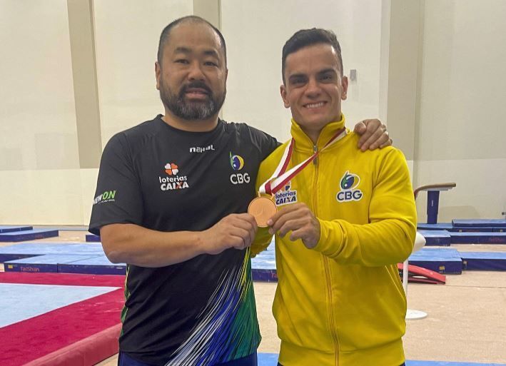 Brasileiro conquista medalha de bronze na Copa do Mundo de ginástica