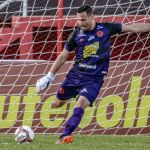 Esposa de goleiro do Pouso Alegre é ofendida no estádio; clube se solidariza e repudia ato