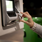 “Não sinto falta da agência”: população fala sobre falta de bancos em MG