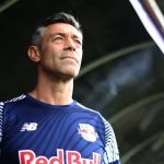 Pedro Caixinha é eleito melhor técnico do Campeonato Brasileiro no mês de outubro