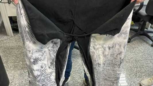 Calça com cocaína