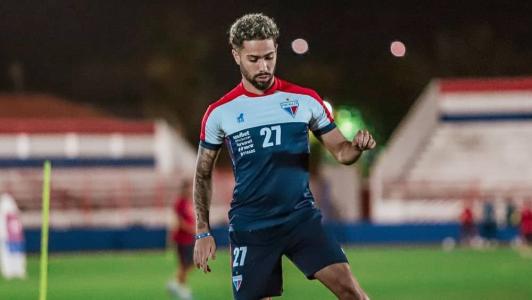 Calebe, ex-Atlético, pode ser a novidade do Fortaleza contra o Cruzeiro