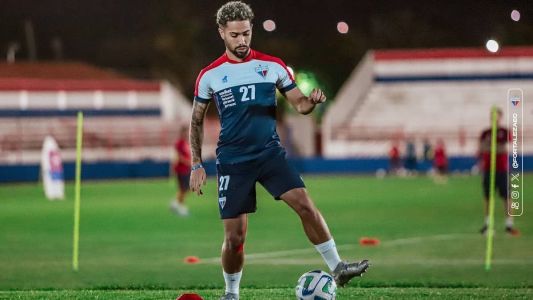 Calebe participa de treinamento do Fortaleza depois de se recuperar de lesão