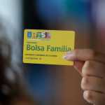 Bolsa Família: beneficiários com NIS final 6 recebem R$672,45 nesta quinta-feira (25)