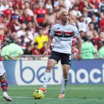 São Paulo: Calleri é jogador que mais fez gols de cabeça na Série A desde 2022