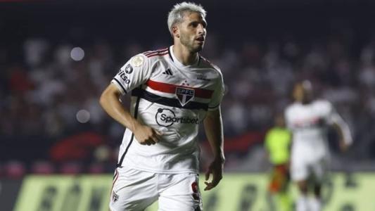 Calleri está fora do restante da temporada do São Paulo