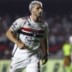 São Paulo: Calleri passa por cirurgia no tornozelo e não joga mais em 2023