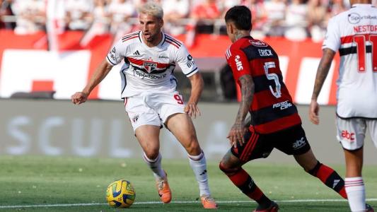 Calleri revela possibilidade de cirurgia e desfalque para o São Paulo em 2023