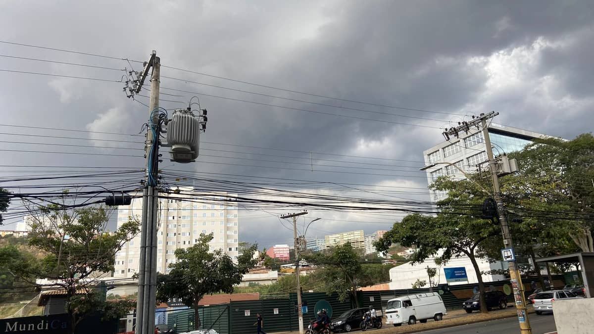 Previsão do tempo: BH pode ter calorão e pancadas de chuva nesta 'sexta-feira 13'