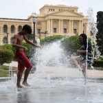 Capital paulista pode ter recorde de calor nesta quarta-feira (25); alerta de incêndios no estado continua