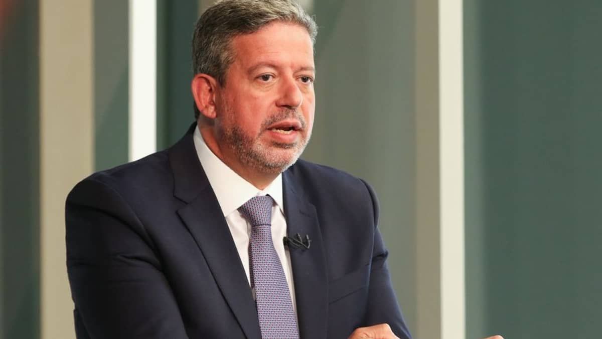 Senado vê Lira levando tensão ao limite com governo Lula por negociações