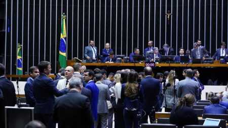 Câmara aprovou projeto de lei em plenário na noite desta quarta-feira (15)