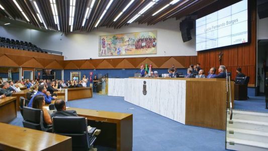 Câmara de BH aprovou nesta terça-feira (21) projeto que autoriza PBH a contratar empréstimo de quase R$ 1 bilhão