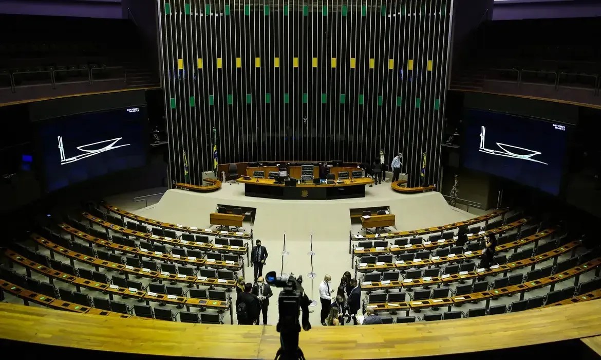 Fiscalizar sim, governar não: o avanço das emendas impositivas nas cidades