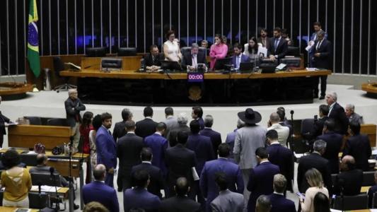 Câmara dos Deputados deve votar nesta terça-feira (2) projeto de lei das Fake News
