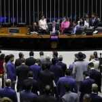 Combate à desinformação ou censura? Câmara vota amanhã PL das Fake News