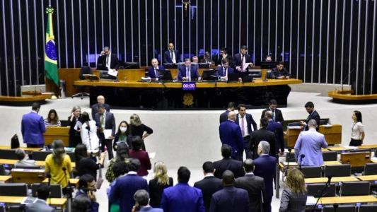Câmara dos Deputados aprovou o PLP 136, que prevê repasses de R$ 27 bilhões do Governo Federal para estados e municípios