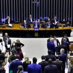 Câmara aprova compensação de perdas do ICMS para estados e municípios e libera repasse de R$ 10 bilhões