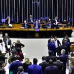 Câmara aprova compensação de perdas do ICMS para estados e municípios e libera repasse de R$ 10 bilhões