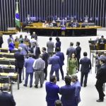 Câmara analisa destaques ao texto da minirreforma eleitoral nesta quinta-feira (14) 