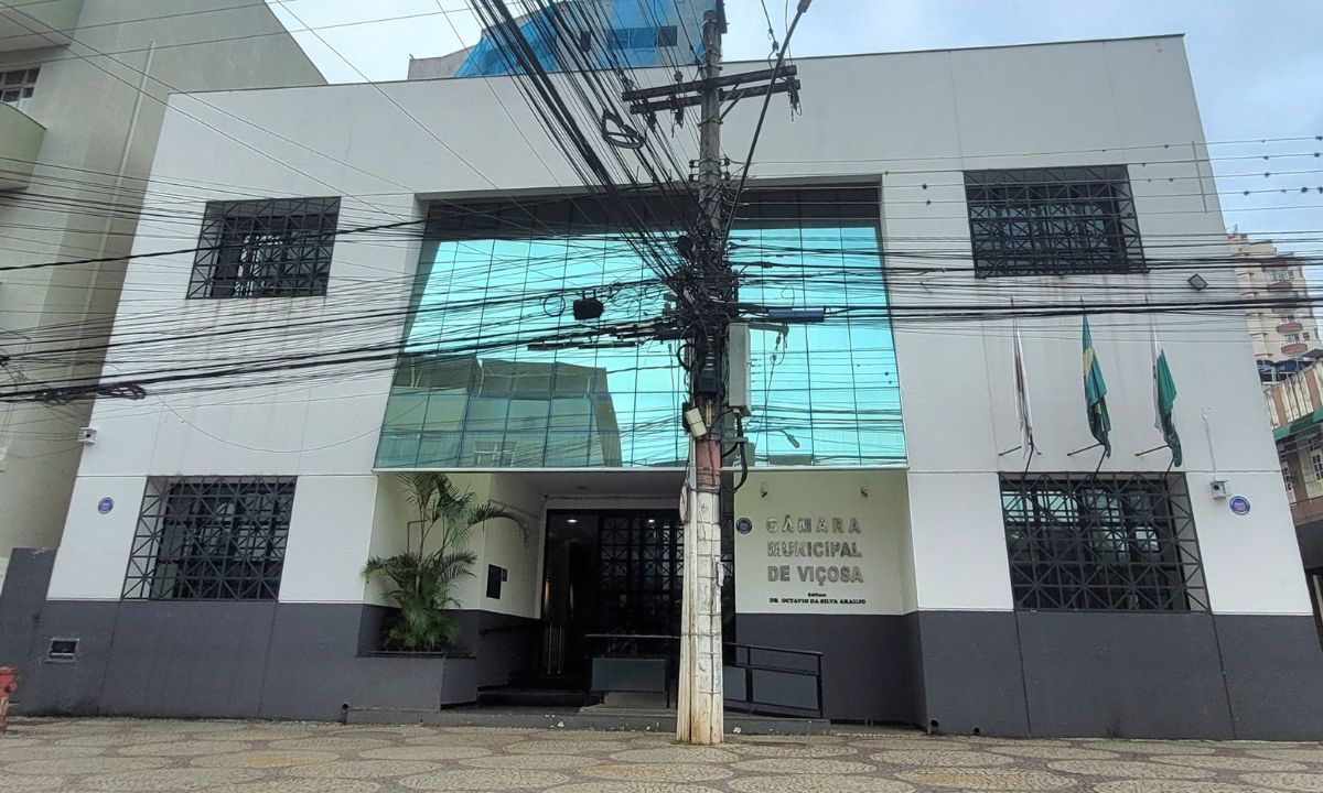 Câmara Municipal de Viçosa publica edital de concurso público