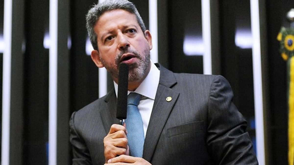 Arthur Lira convoca reunião para “contar votos” do PL das Fake News