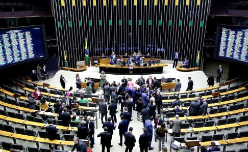 Câmara aprova prorrogação Plano Nacional de Educação até dezembro de 2025 | CNN Brasil