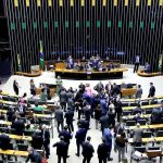 Câmara aprova texto-base da regulamentação da Reforma Tributária