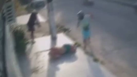 Câmera de segurança registrou o momento do assassinato