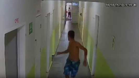 Câmera de segurança flagrou fuga do alvo dos suspeitos