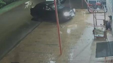 Câmera de segurança flagrou o momento do atropelamento
