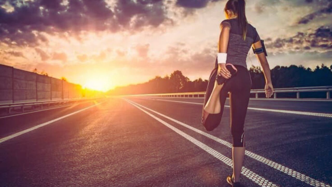 Caminhada a prática silenciosa que alinha corpo, mente e respiração