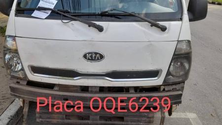 Caminhão com carga de iogurte é furtado antes de descarregar em supermercado da Grande BH