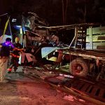 Colisão deixa três mortos e 20 feridos na BR-365, em Buritizeiro, no Norte de Minas