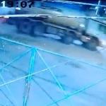 Vídeo mostra momento em que caminhão-tanque tomba e explode no Anel Rodoviário