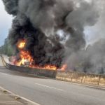 Vídeo: caminhão com diesel tomba, explode e interdita BR-040 em Barbacena  