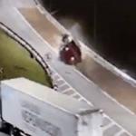 Vídeo mostra momento que caminhão sem freio entra na área de escape do Anel Rodoviário