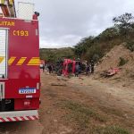 Motorista morre após caminhão tombar na BR-251, no Norte de Minas