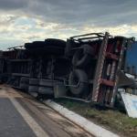 Anel Rodoviário continua parcialmente interditado cinco horas após acidente