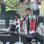 No Atlético, Paulinho supera gols de todos os outros anos da carreira somados