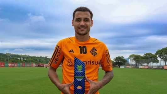 Camisa 10 do Inter é o craque do Brasileirão em outubro